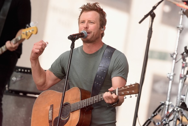 Dierks-Bentley-